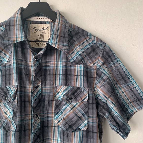 MultiColor Coastal Button down - Picture 5 of 6